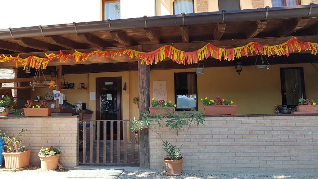 La Locanda Dei Cavalieri Affittacamere Lugagnano Val d'Arda Extérieur photo